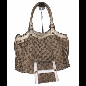 BUNDLE Gucci Sukey Tote Gg Canvas Medium